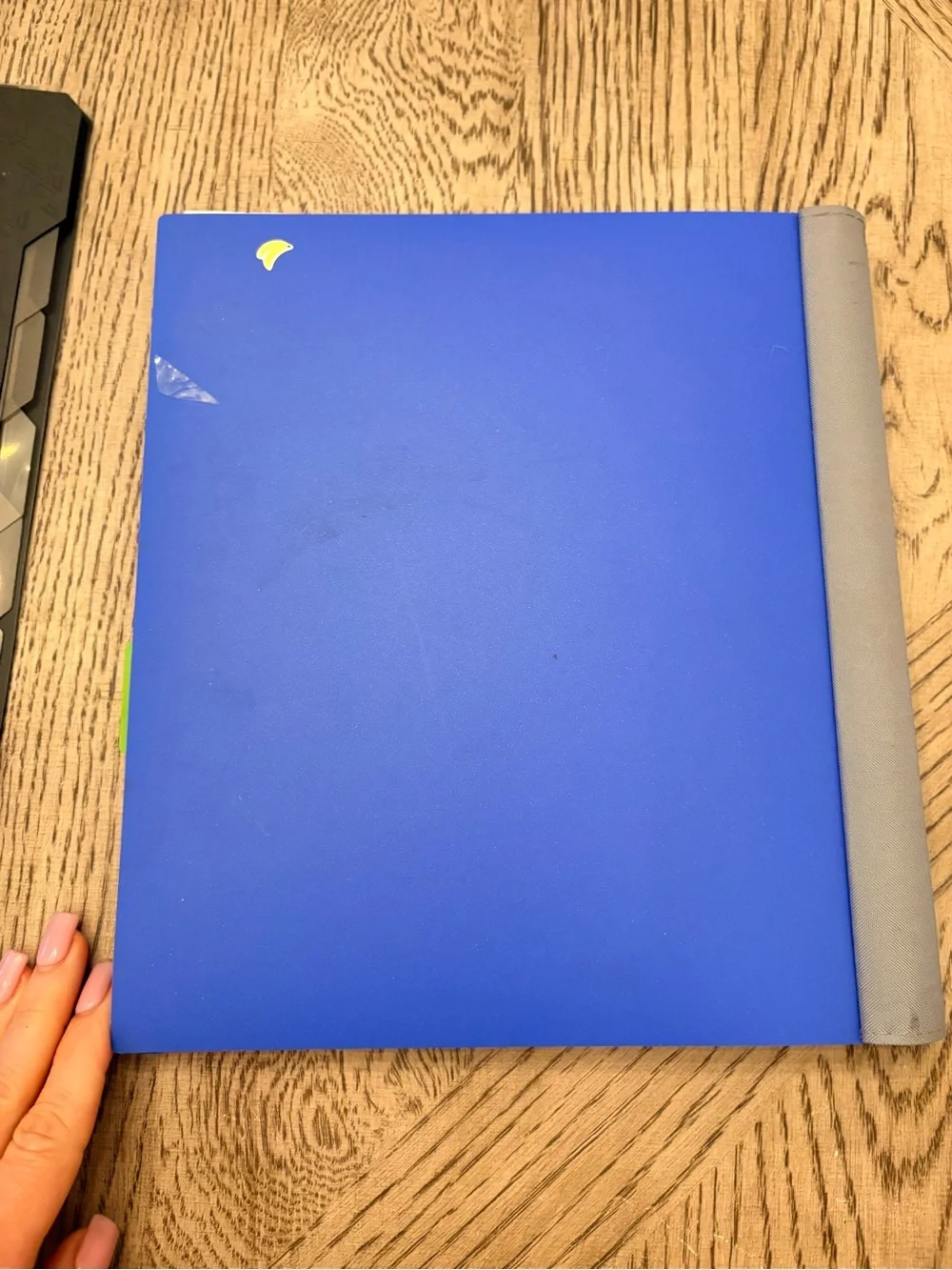 Tablet accessory subcategory selection